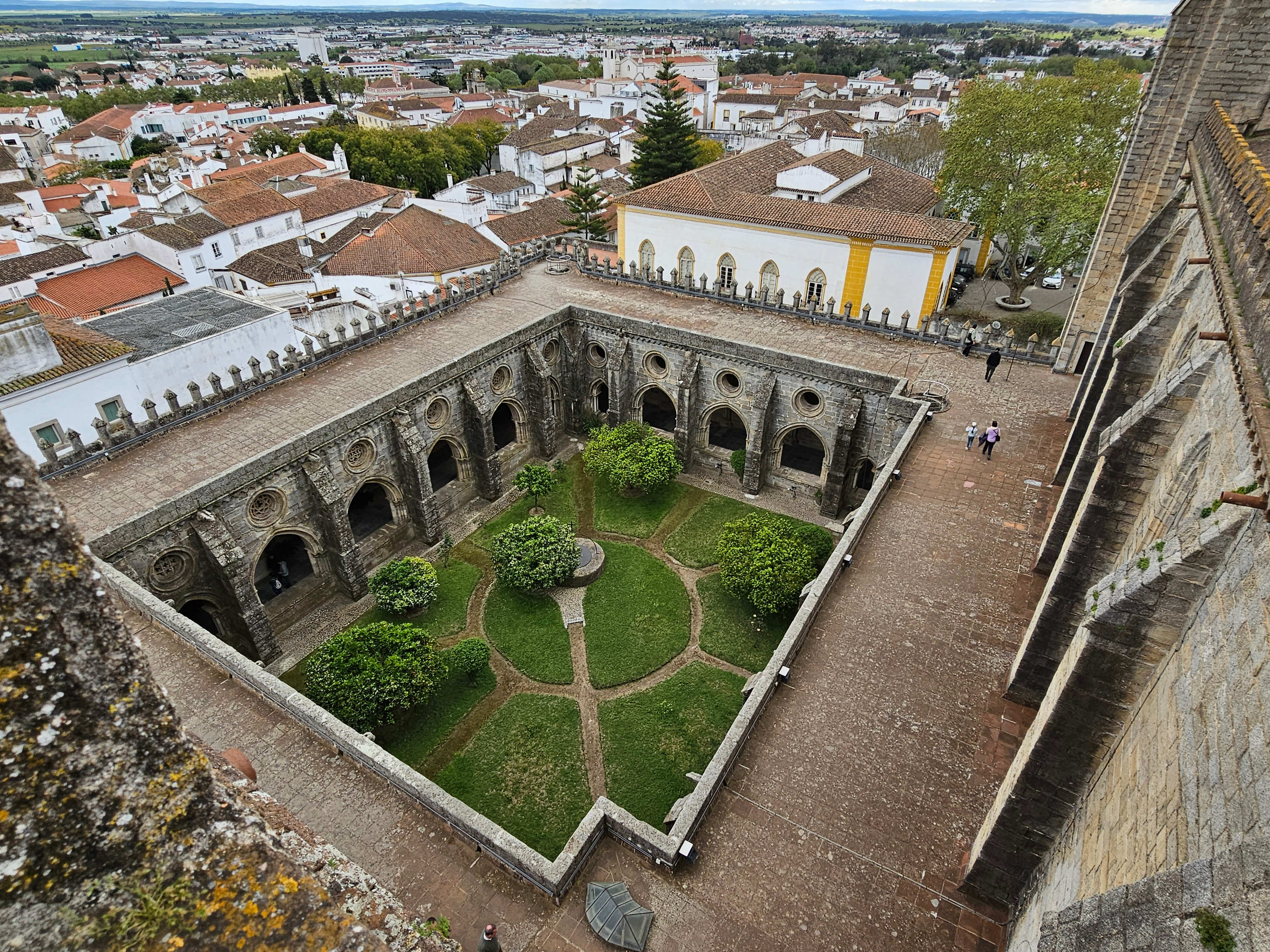 Evora